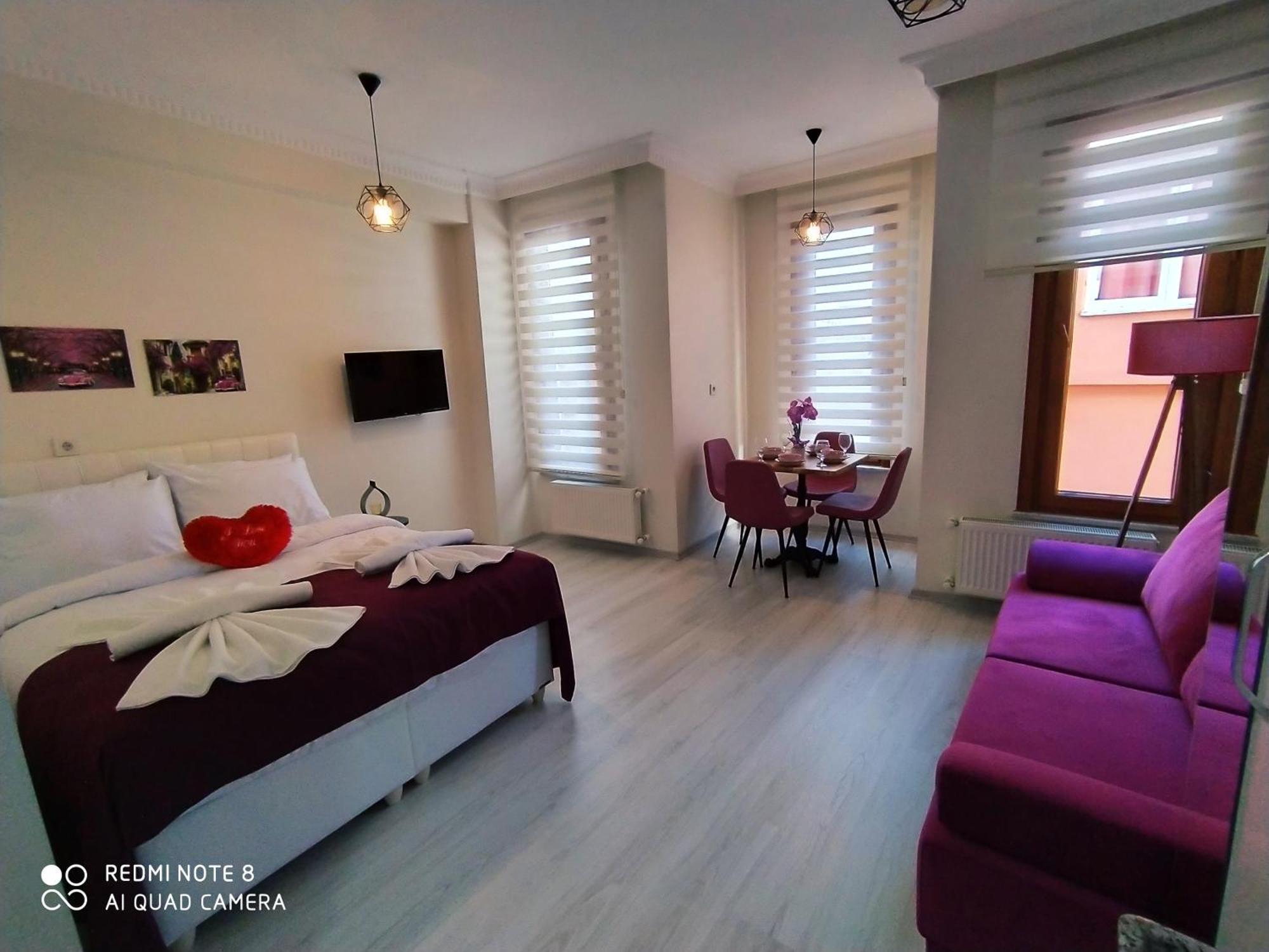 Апарт готель Pera Colour House Стамбул Номер фото